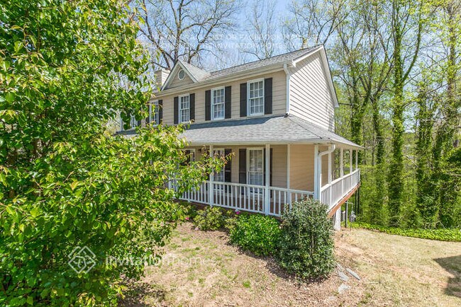 Foto del edificio - 4904 Shallow Creek Trail NE