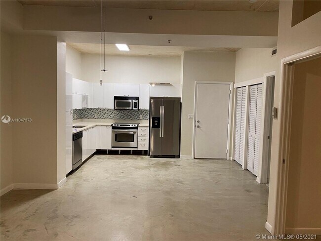 Foto del edificio - 234 NE 3rd St