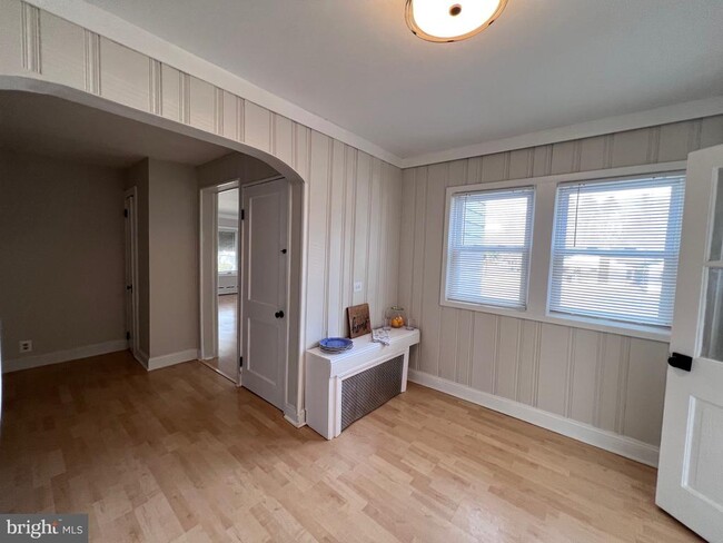 Foto del edificio - 629 White Horse Ave