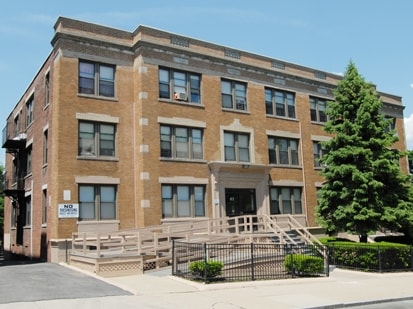Primary Photo - Blue Mountain Apartments