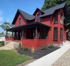 Building Photo - 207 Middlebury St