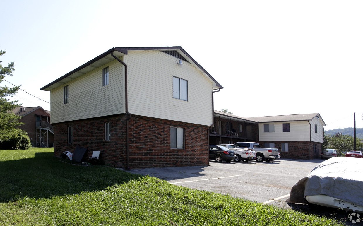 Building Photo - Sweeden Apartments