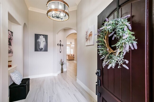 Foto del edificio - 10010 Forest Spring Ln