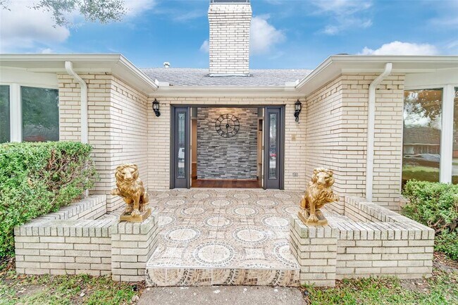 Building Photo - 6349 Highgate Ln