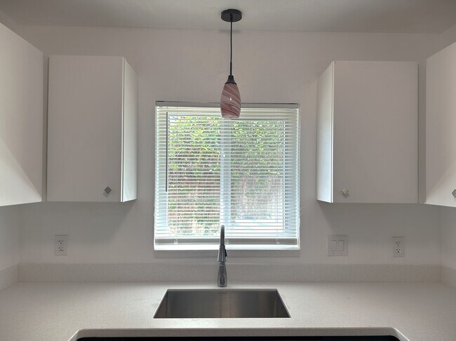 Foto del edificio - 2275 Hawthorne St