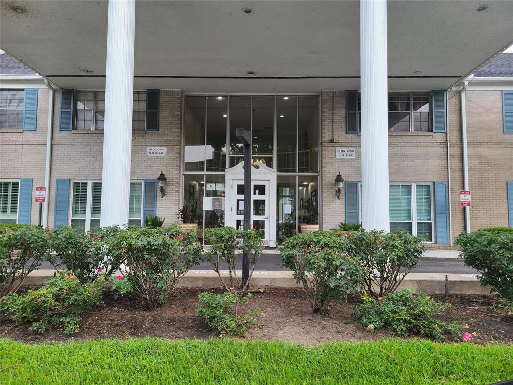 2600 Bellefontaine St Unit D15, Houston, TX 77025 Condo for Rent in
