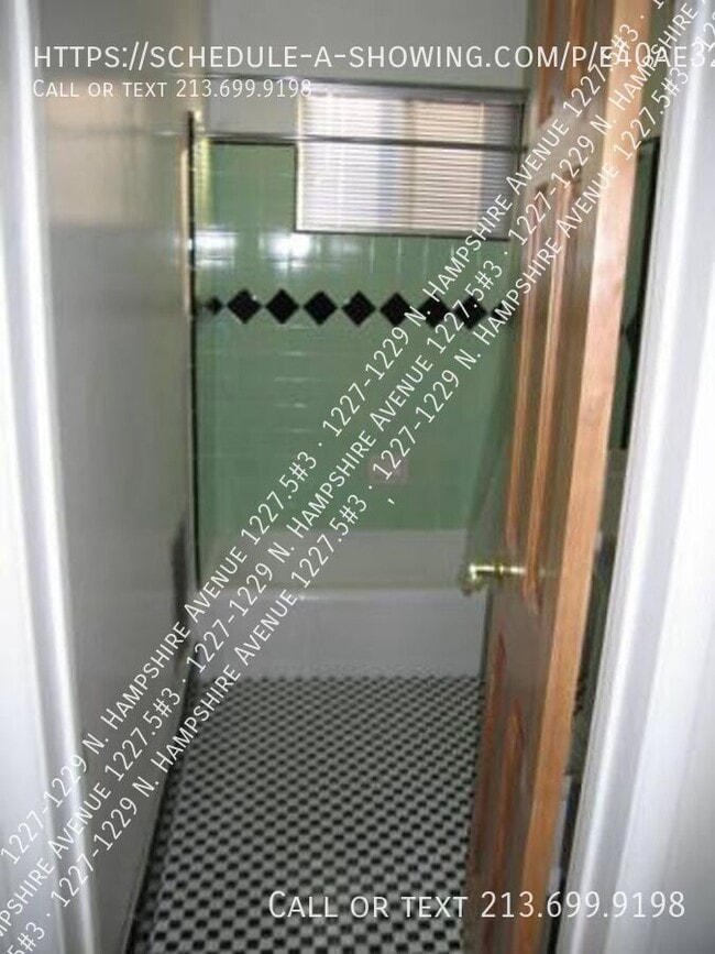 Foto del edificio - 1227-1229 N. Hampshire Avenue 1227.5#3-