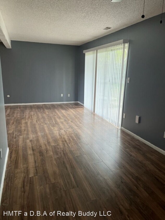 Building Photo - 1 br, 1 bath House - 3303 Wood Ave - unit 19