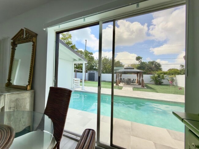 Building Photo - 210 Ocean Pky