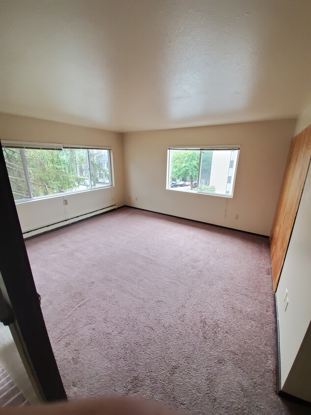 5502 15th Ave NE Unit 5, Seattle, WA 98105 - Apartments in Seattle, WA ...