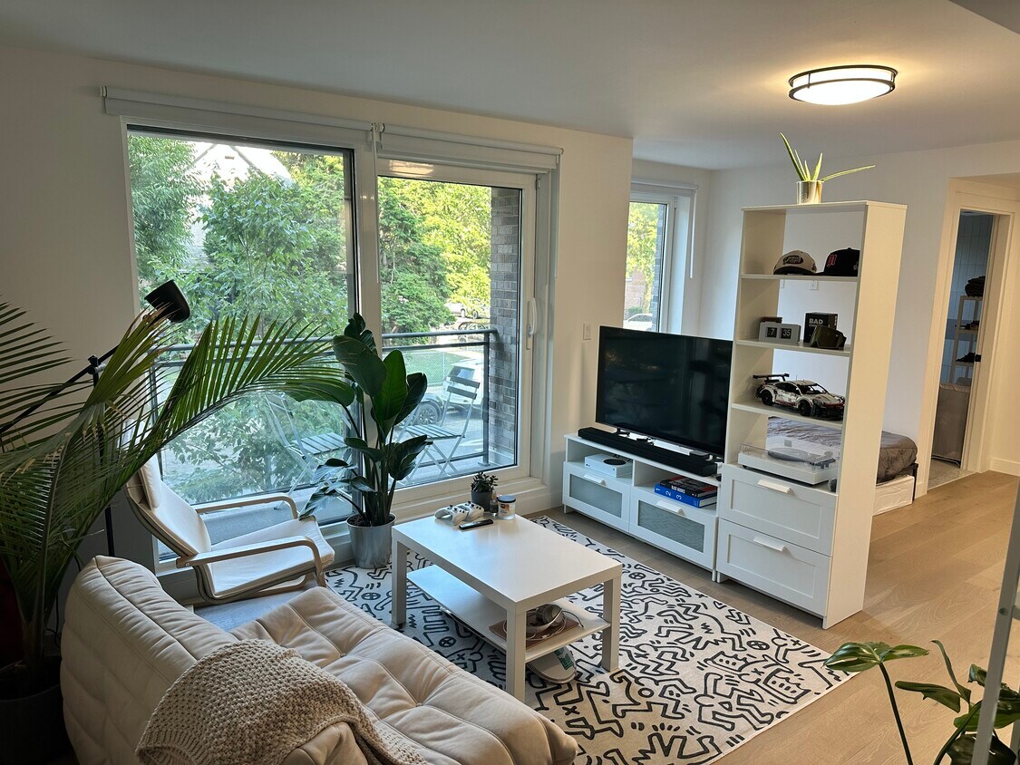 Foto principal - 623 Avenue H