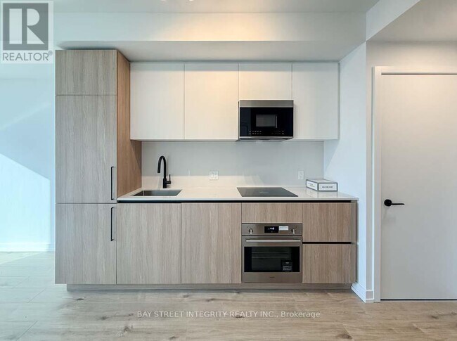 Photo du bâtiment - 35 Parliament St