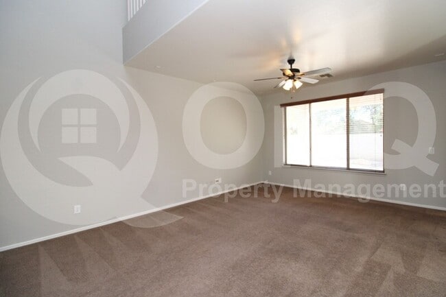 Building Photo - 1089 E Euclid Ave