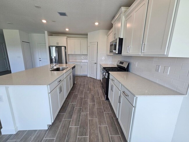 Photo - 19672 Whispering Crk Rd House