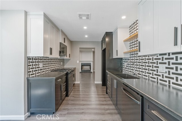 Building Photo - 309 Tonopah Ave