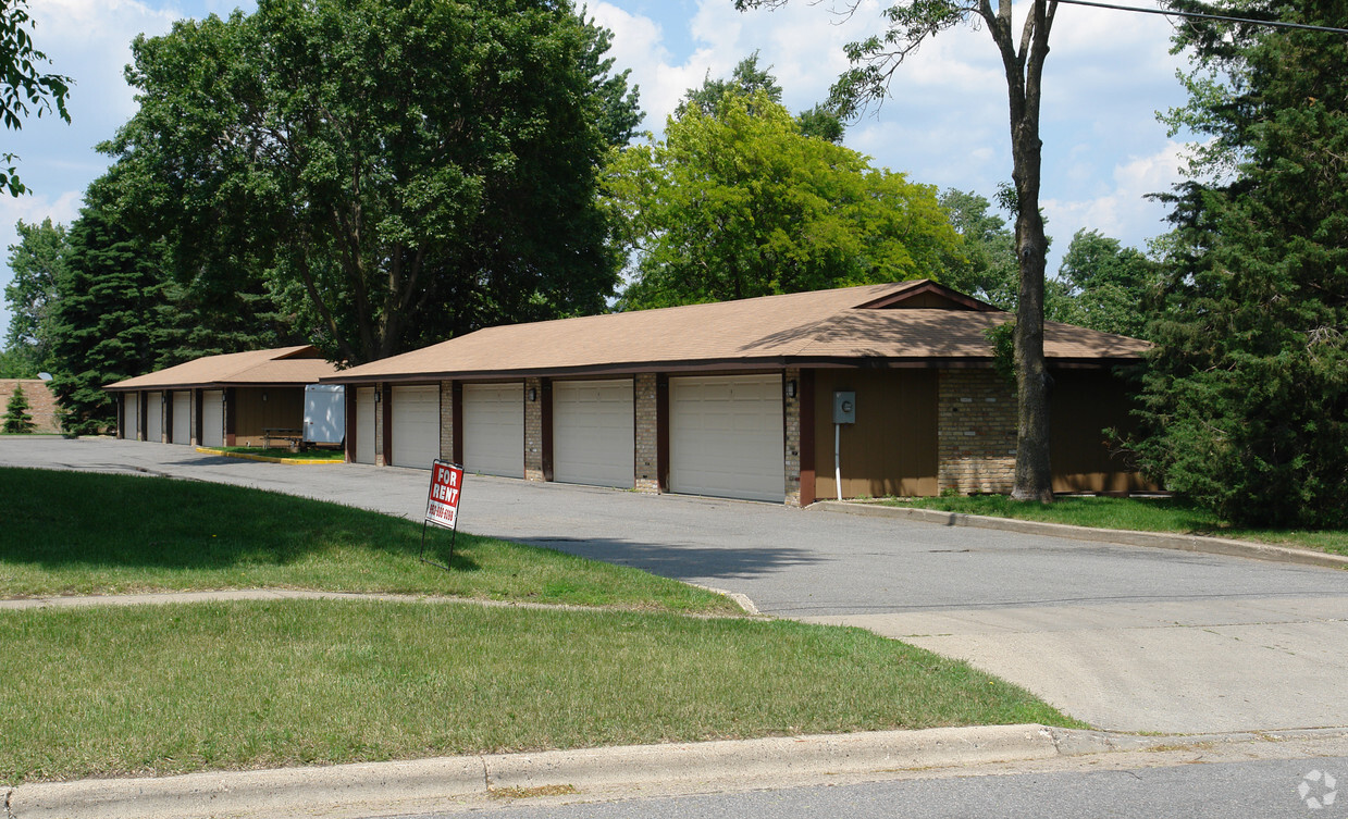 Building Photo - Westwood Apartments