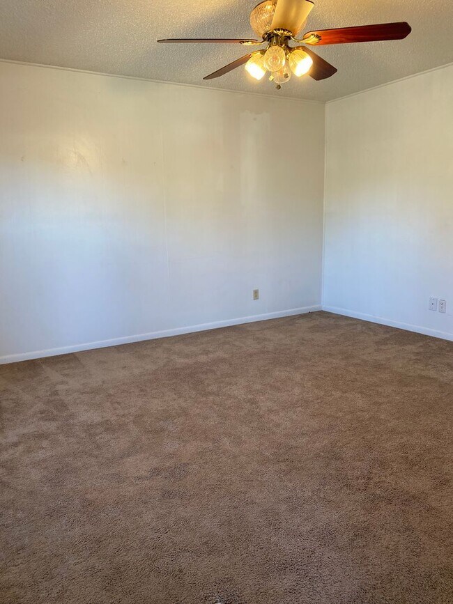 Foto del edificio - Eastside Single Family Home