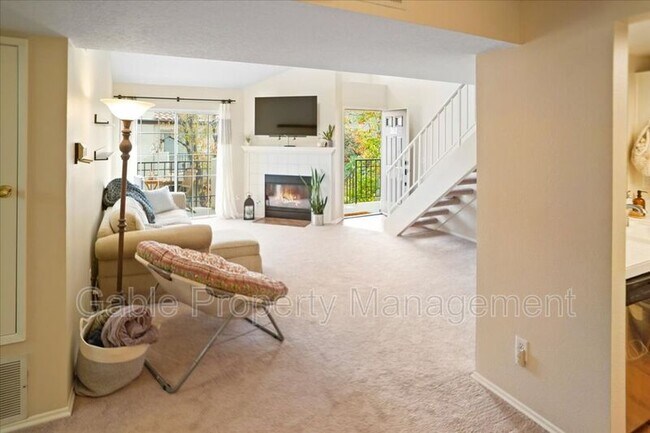Building Photo - 24153 Del Monte Dr.