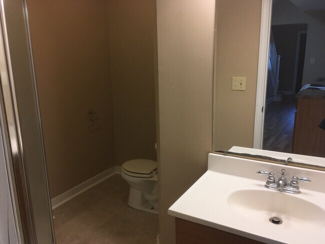 Foto del edificio - 657 Marion Ct