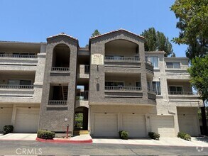 Building Photo - 1965 Las Colinas Cir