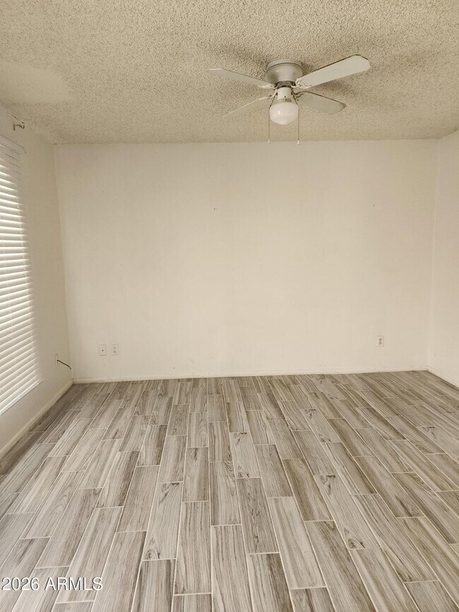 Building Photo - 9222 N 35th Ave