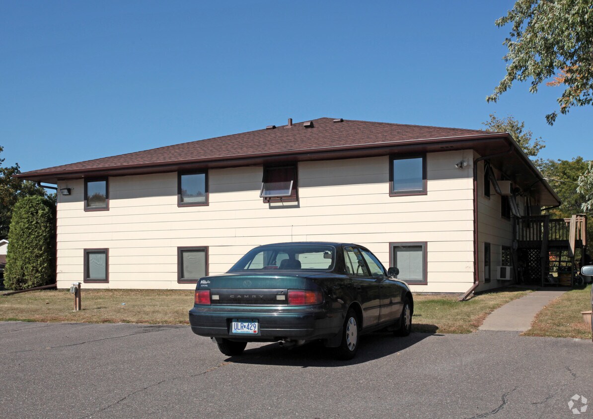Building Photo - 1404 2nd Ave S