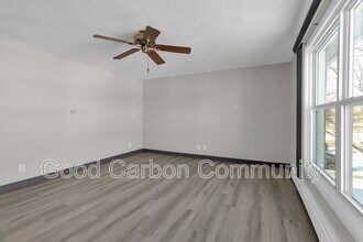 Building Photo - 1190 Orchard Park Rd