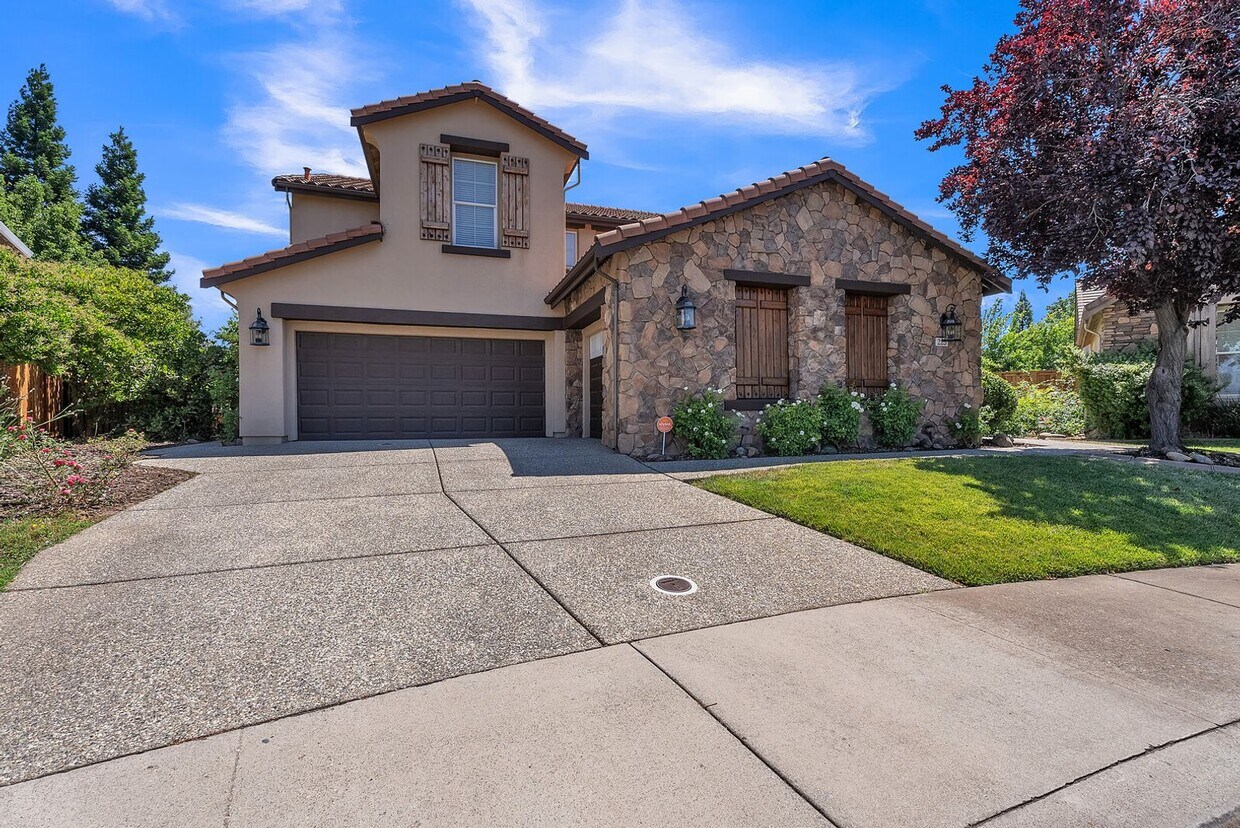 Foto principal - 225 Sagemoor Ct