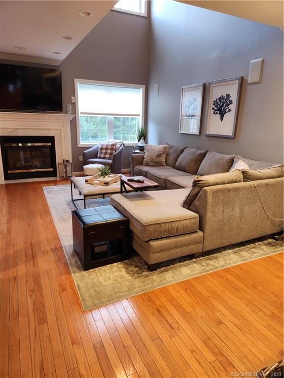 Building Photo - 1102 Gray Fox Ln