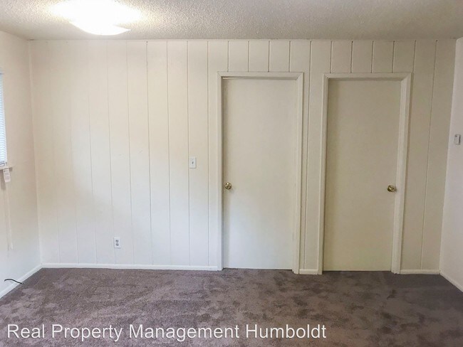 Foto del edificio - 2 br, 1 bath Apartment - 360 1/2 Pleasant Ave