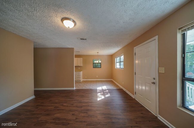 Building Photo - 4 br, 2 bath House - 1507 S Gordon Street