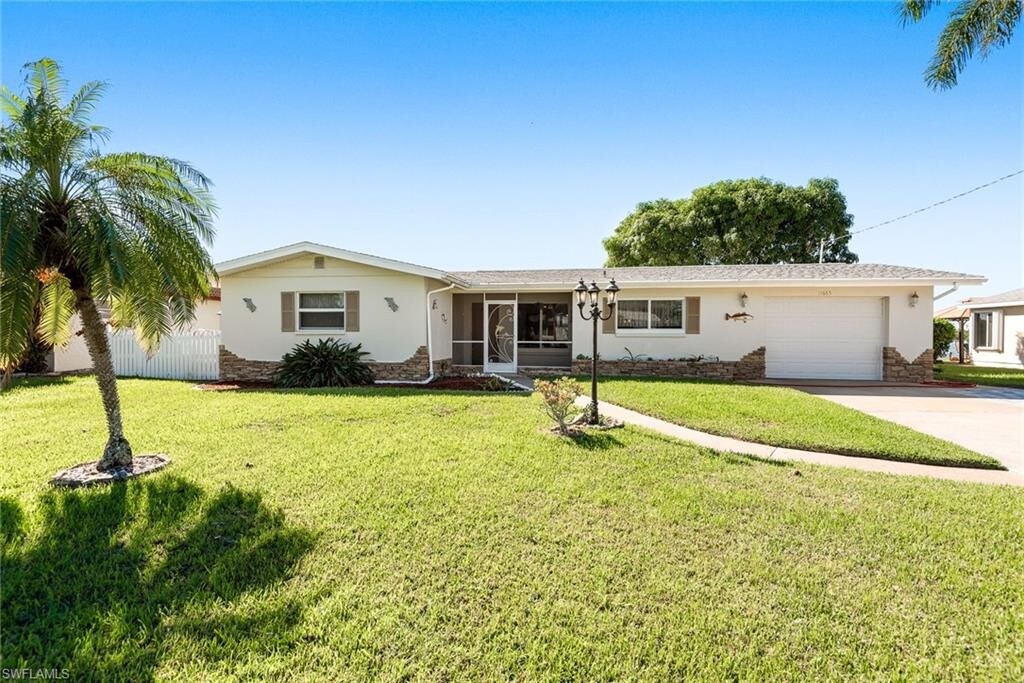 Foto principal - 11665 Island Ave