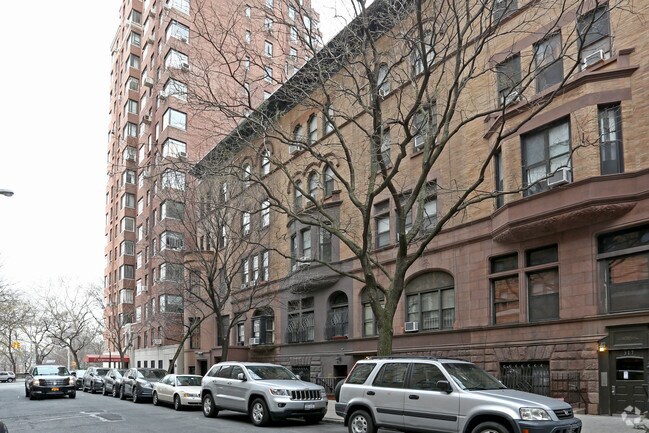 Building Photo - 321 W 82nd St