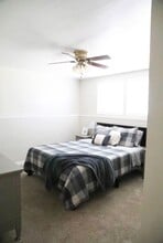 Building Photo - 1340 W 450 N