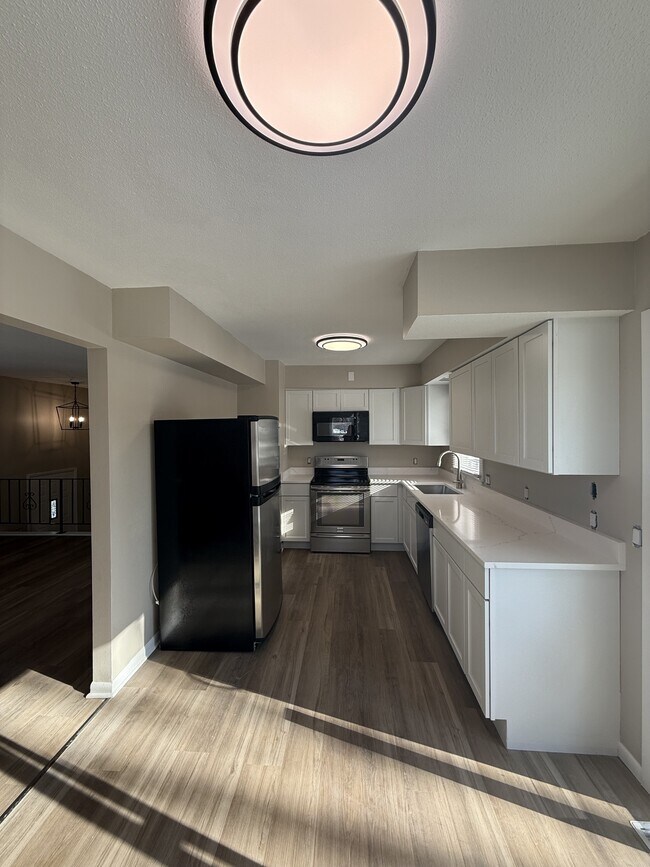 Foto del edificio - 1001 Caroline Terrace