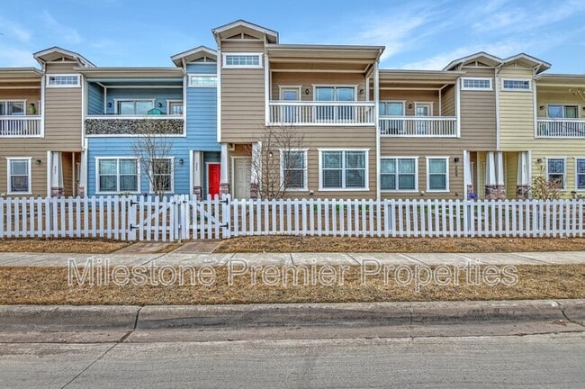 Photo - 207 Starr St House