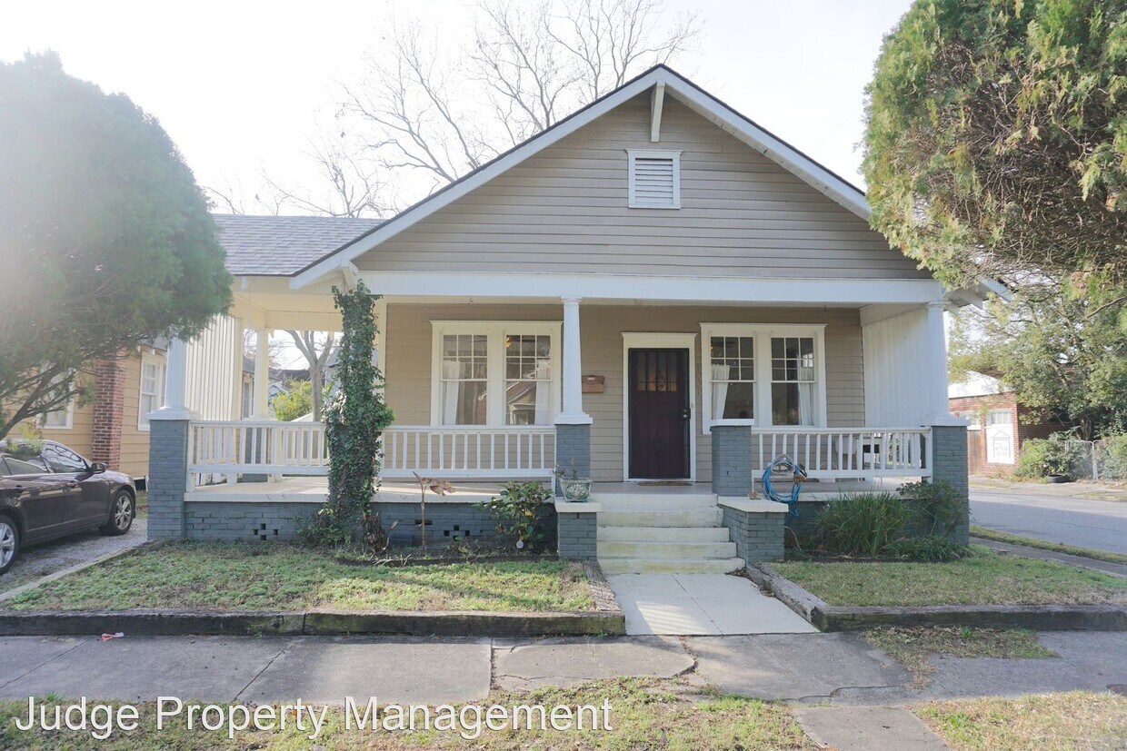Primary Photo - 3 br, 1 bath House - 1001 E. 31st Street