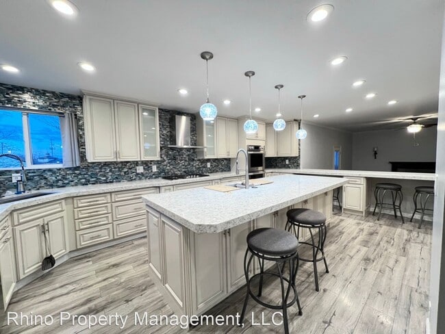 Building Photo - 4 br, 3 bath House - 1362 W Cancun Way