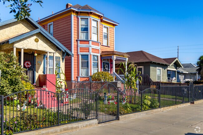 Homes date back to the early 1900s.
