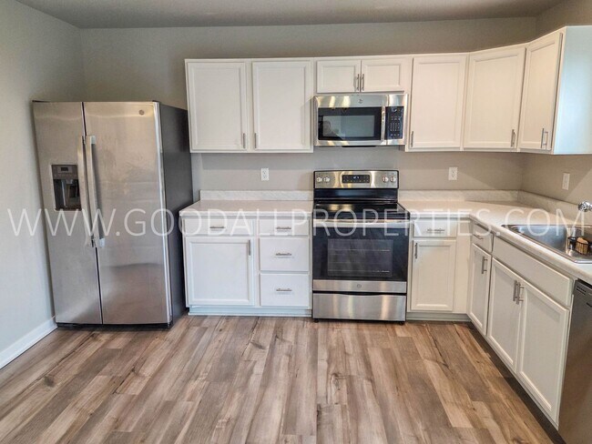 Foto del edificio - Beautiful Two-Story Home in the SE Polk School District – Available Now!