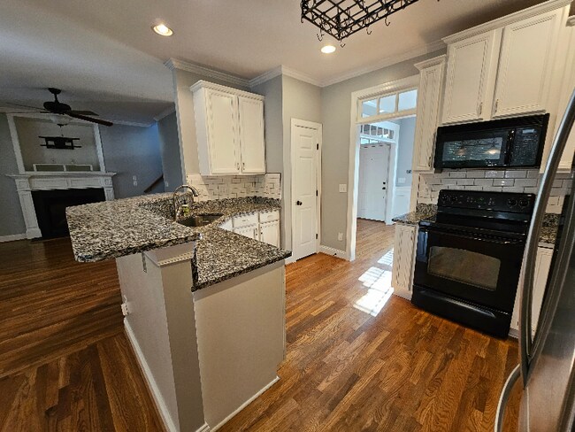 Foto del edificio - 10 Highgrove Ln