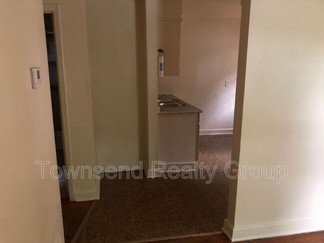 Building Photo - 2127 Lincoln Heights Ct