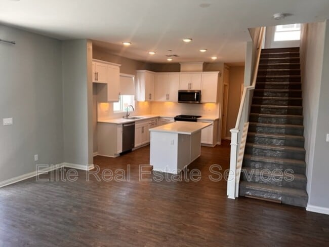 Foto del edificio - 8696 Camden Dr