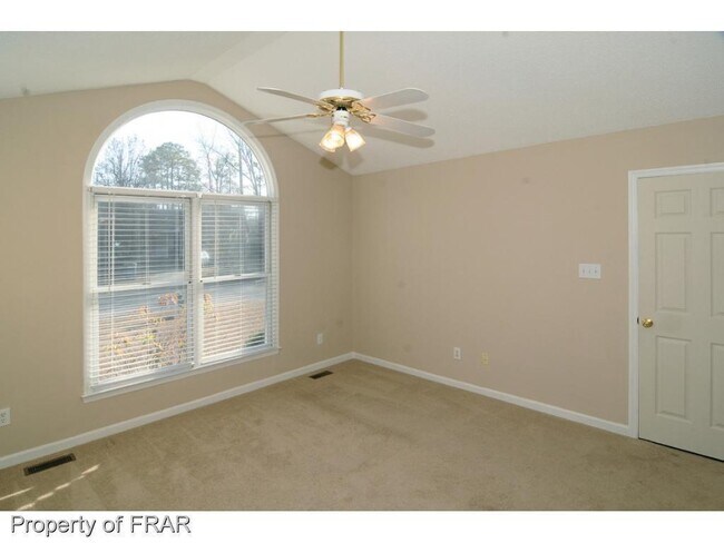 Building Photo - 6370 Rhemish Dr