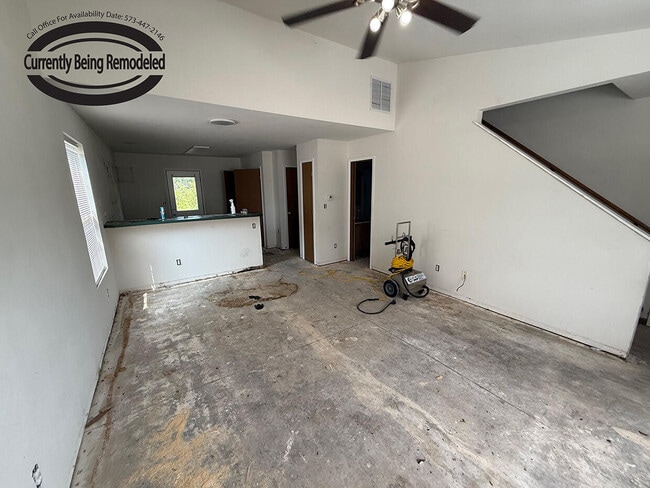 Building Photo - 1701 Hanover Blvd