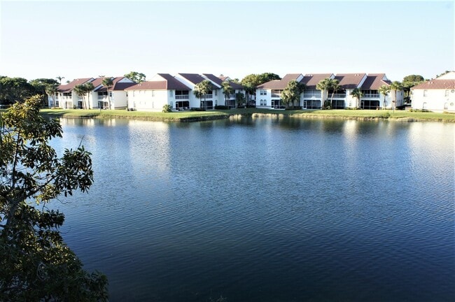 Building Photo - 273 Cypress Point Dr