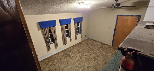 Foto del edificio - 4053 Morgan Rd