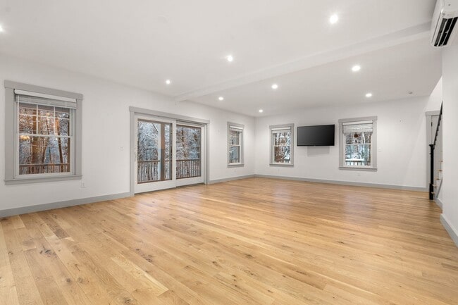 Foto del edificio - Keystone