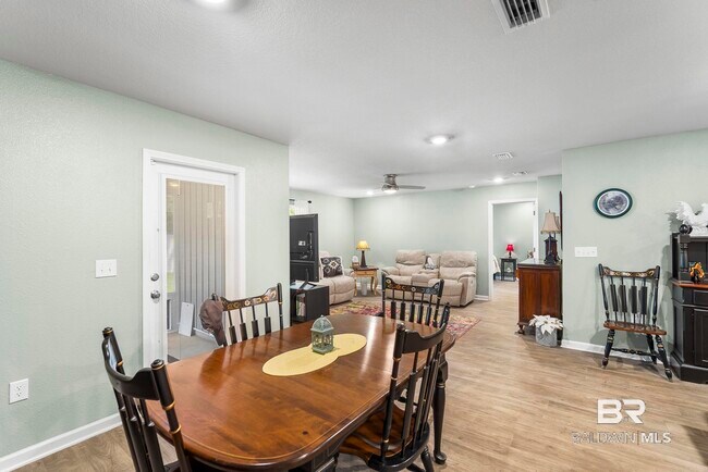 Foto del edificio - 24636 Alamitos Trace Dr