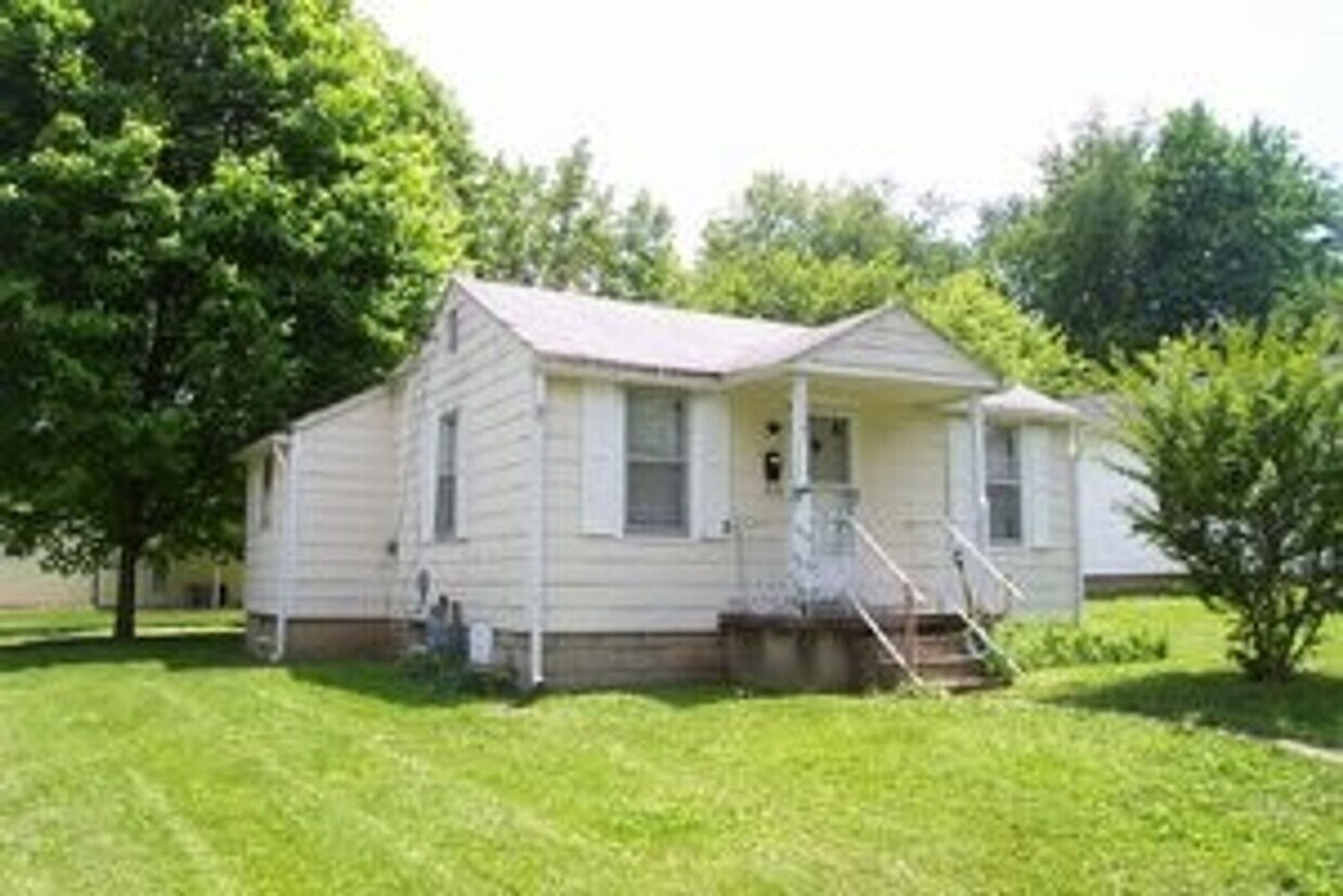 Foto principal - 1 Bedroom, 1 bath house in Bryan Park
